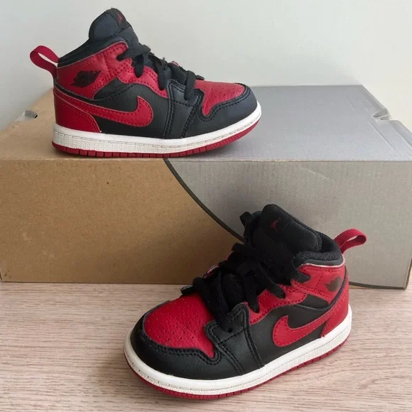 Nike Air Jordan 1 Retro Mid “Banned” Toddler Sneakers- SZ 7 C